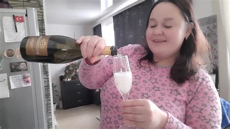Елка🎄ЦВЕТЫ😍Шампанское🥂Икра Ирония судьбы или с лёгким паром👍 ...
