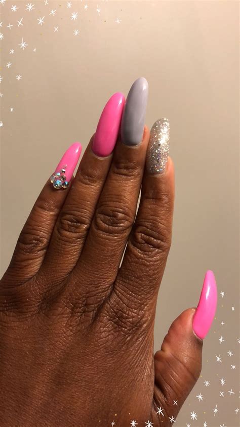 Gel powder nails..
