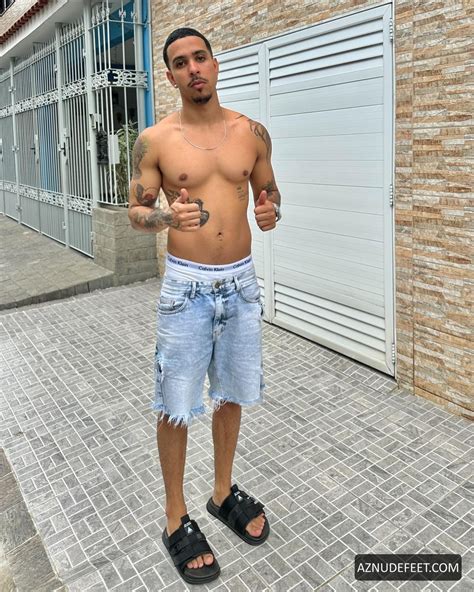 THIAGO PANTALEÃO Feet - AZNudeFeet Men