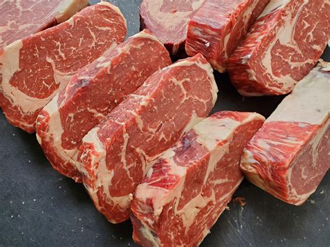 28 day Dry-aged Prime Ribeyes (DIY), First attempt : r/steak