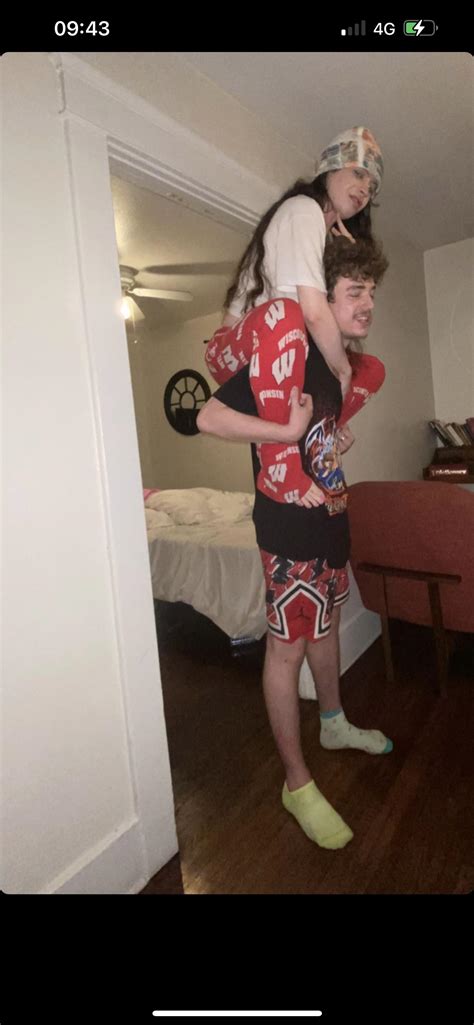 new ayesha photos with her man