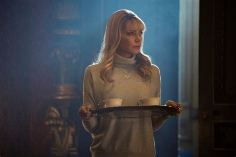 Riki Lindhome Tv Shows 60 Photos - Moonagedaydream.film