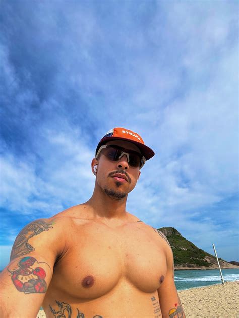 Thiago Pantaleão added a new photo. - Thiago Pantaleão