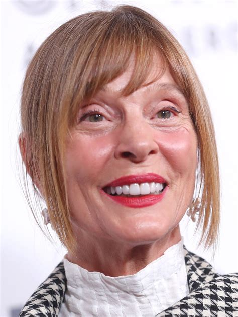 Leigh Taylor-Young Pictures - Rotten Tomatoes