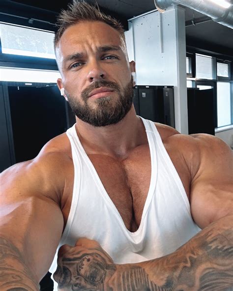 @muscle-gym-bodies on Tumblr