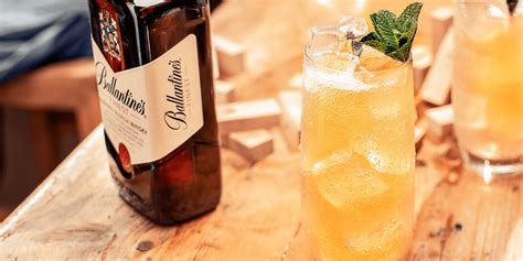 Ballantine 's 40% 0.7L+2 Santal Suc 100% Mere 1L - Băutură Online de ...