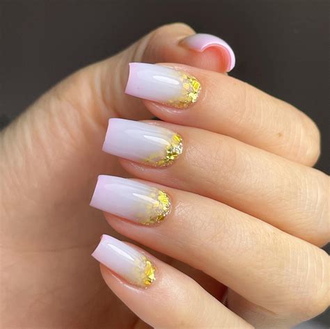 Unhas Com Folha De Ouro - Unhas Exuberantes Decoradas com Folhas de Ouro - UNHAS DECORADAS