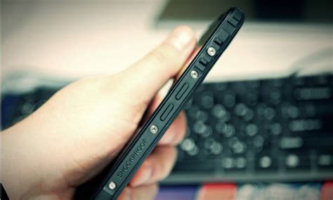 BQ Shark Rush Review - Dust & Waterproof smartphone - Task Boot