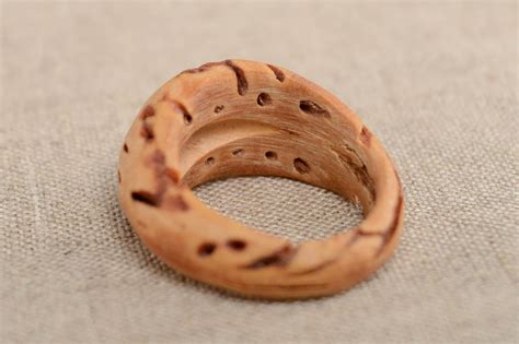 Кольца из кости - 89 фото