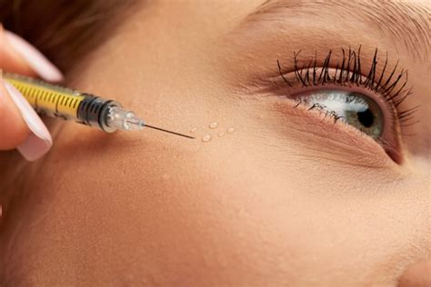 4 Cosmetic Trends to Explore in 2024