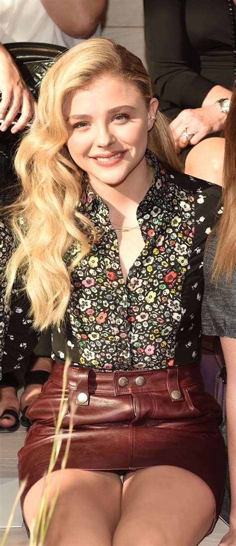 Chloe Grace Moretz Upskirt (6 Photos) | #TheFappening