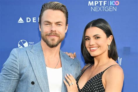derek hough  wife hayley erbert  expecting  baby  aol