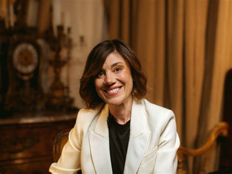 interviews  extraordinary kate reid  lune croissanterie