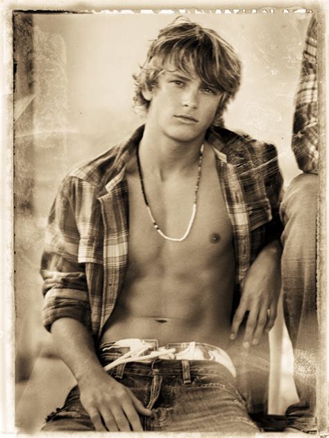 Hollister Co. Back to School in-store campaign by Dale Beato at ...