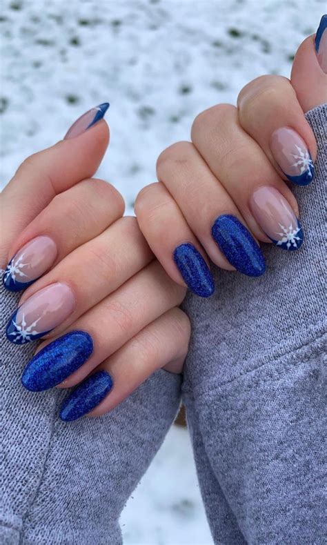 37 Frosty Blue Winter Nails You'll Want to Screenshot - LIFE PRETTIFIED
