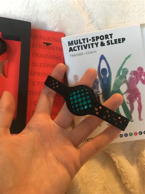 Review of the Moov Now: Motion Based Coach Fitness Tracker ...