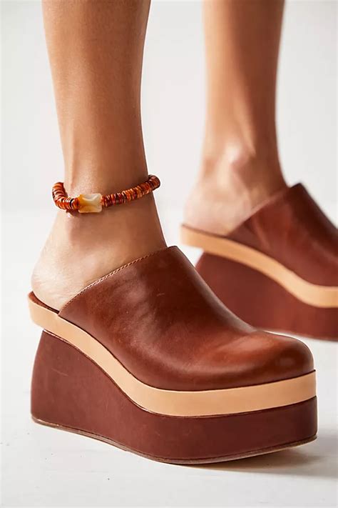ziggy platform clogs  people