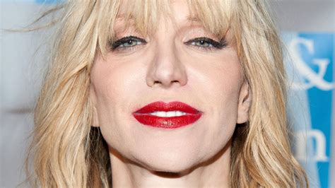 courtney love isnt  fan  gwen stefani flipboard