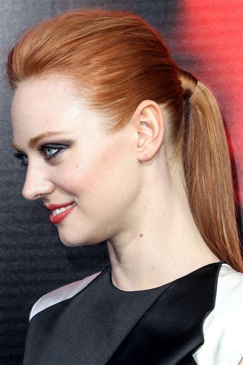 TikTokers are obsessed with the latest red weave hair trend 10