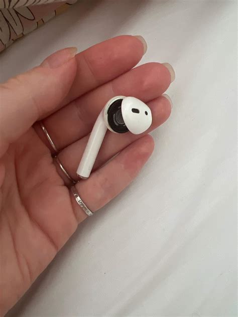 7 Sneaky Steps To Salvage Your Airpods When They Suddenly Stop Working
