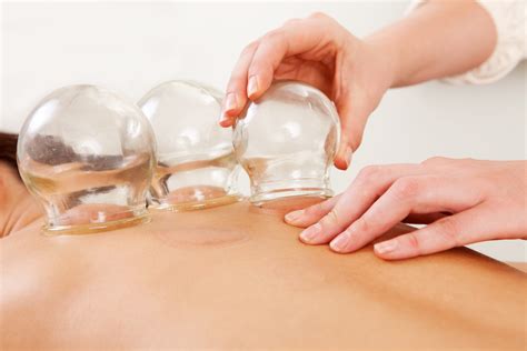 Relieve Neck and Back Pain | Detoxification | Cupping by Tzu Chi Clinic