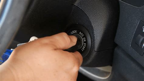 What Happens When You Turn On The Ignition Switch? | CAR FROM JAPAN