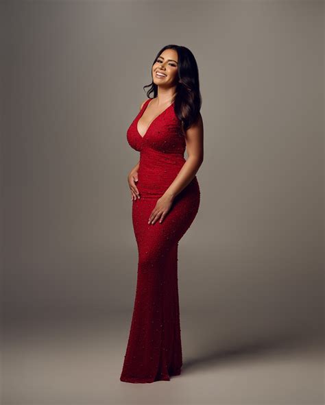 Janexy Sanchez | Alexa, play 22 by Taylor Swift 🤍 | Instagram