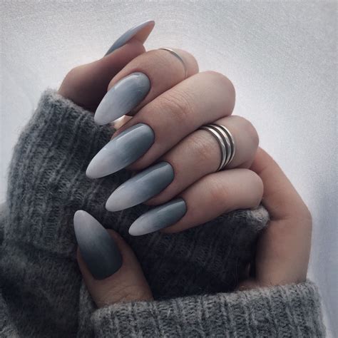 Амбре на серых ногтях | Manicure, Fake nails, Gel nails