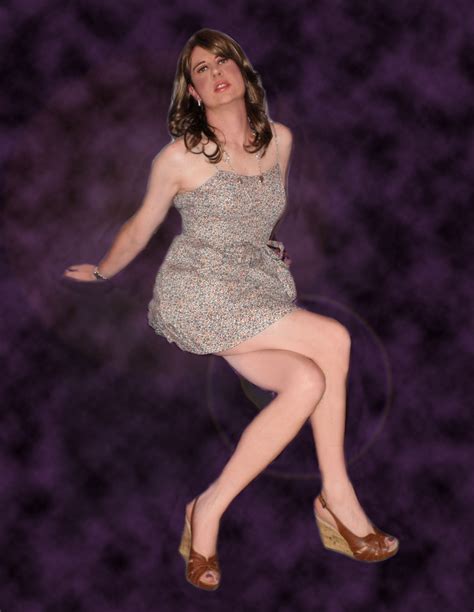 Well Dressed Crossdressers and Transgendered Women: Photo