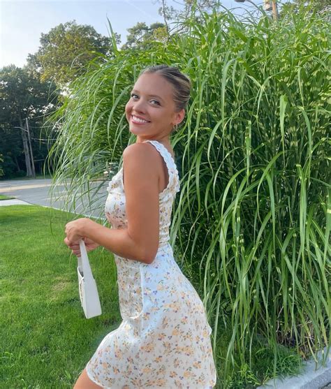 Summer dress (iktr) : r/HotGirlNextDoor