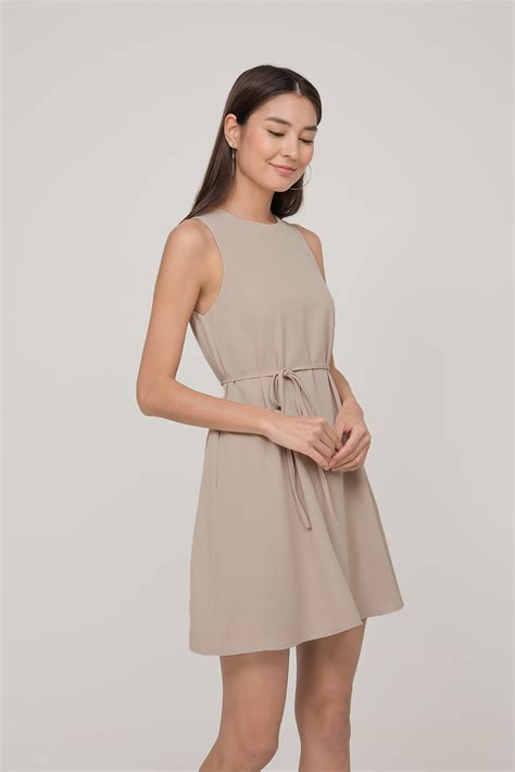 Fayth • Maelle Pocket Sash Swing Dress