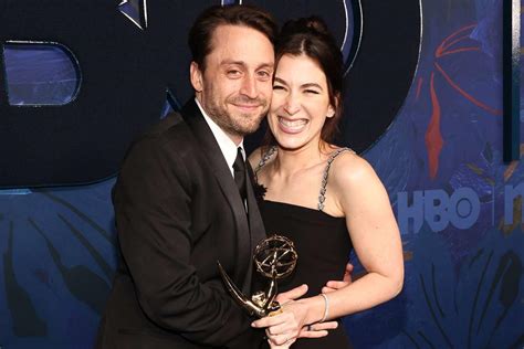 Kieran Culkin Shares Why He Asked Wife for More Kids at Emmy Awards ...