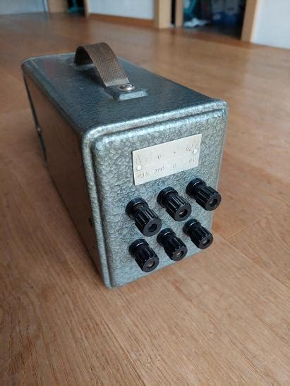 Transformátor 220V / 4V, 6.3V, 300V-0-300V | Aukro