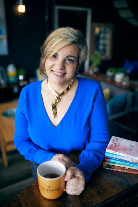 What does a commissioning editor do?