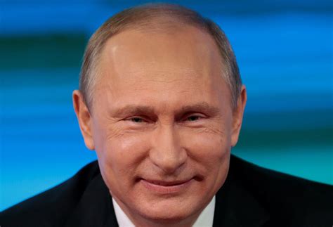 Always wonder who that Putin twin and today find out its Zinoviy ...