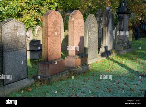 Christian graveyard, Cheshire Stock Photo - Alamy