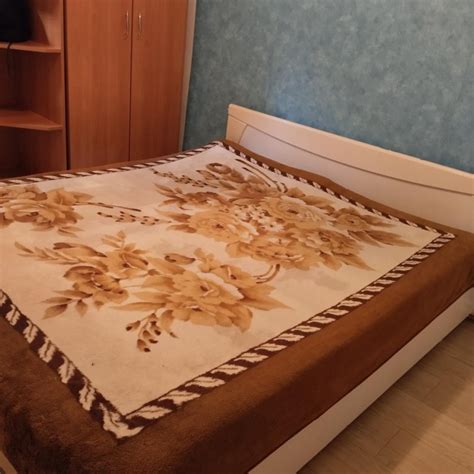 Двуспальная кровать с матрасом – купить в Волгограде, цена 3 000 руб ...