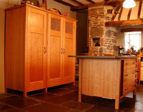 Freestanding Kitchen - MOS Bespoke Furniture