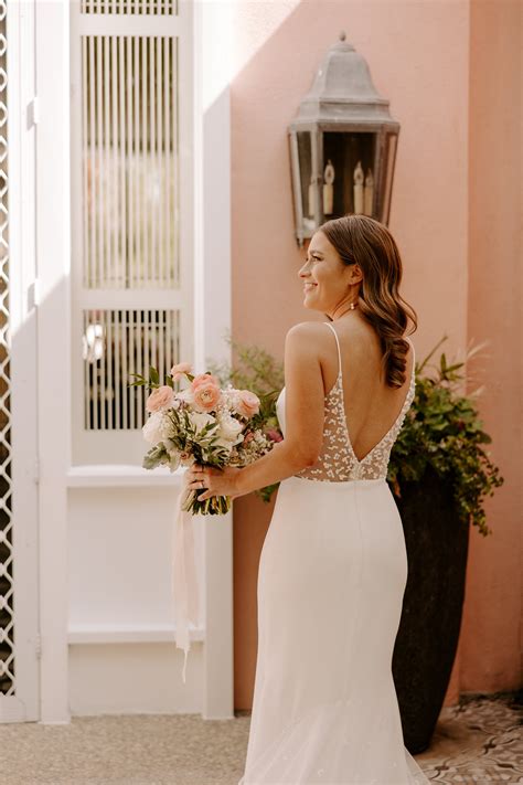 PEARL WEDDING DRESSES & VEILS AT A&BÉ BRIDAL SHOP｜a&bé bridal shop