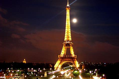 Eiffel Tower At Night Wallpapers - Wallpaper Cave