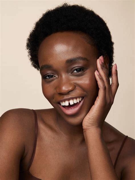 BEYOND LIPSTICK 04 Spicy Nude – BYENA BEAUTY