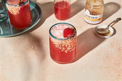 Shrubs 101 with Raw Wildflower Honey – Jacobsen Salt Co.