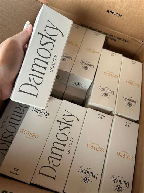 La damosky. - La damosky. added a new photo.