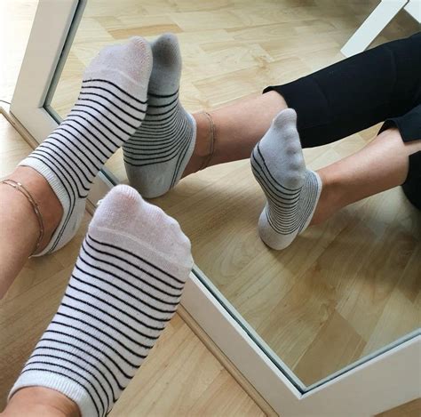 black ankle socks~ : r/anklesockgirls