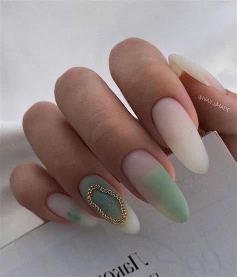 Изумрудный Маникюр дизайн на | Manicure, Rhinestone nails, Nail designs