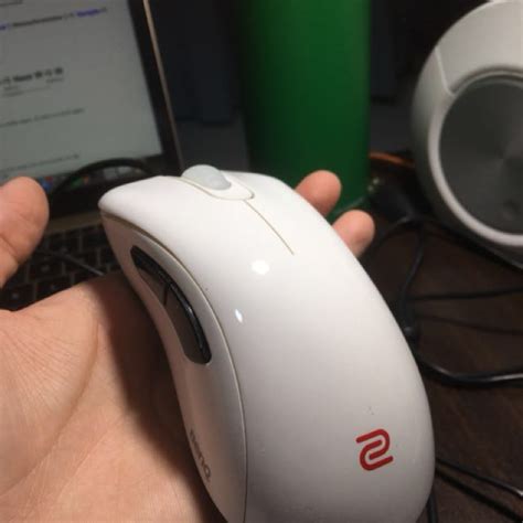 最高のコレクション Zowie Ec2 White - 350以上のコレクション画像がクール