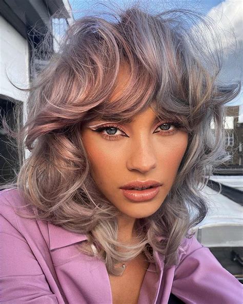 Expect more variety in medium length hairstyles for guys next year 24