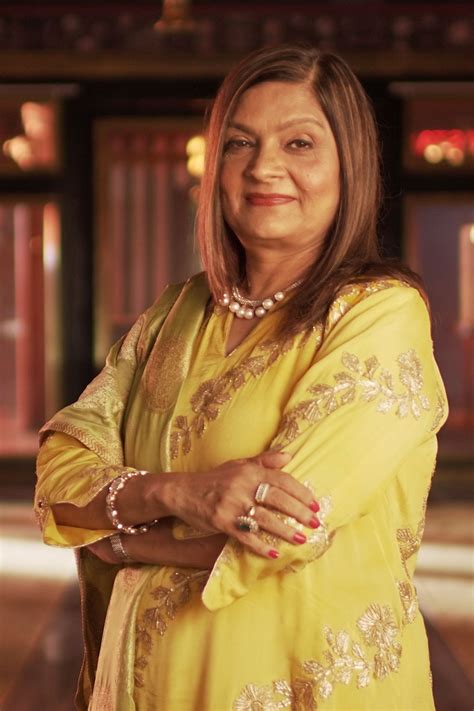 Indian Family Aunty 1