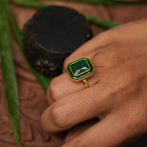 Green Stone Finger Ring - South India Jewels - Online Shop