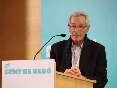 Trias insta a Aena a no imponer qué se hace con el aeropuerto y pide un